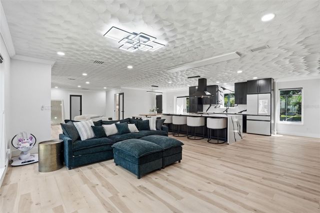 3931 W RIVERSIDE DRIVE, Fort Myers, FL 33901