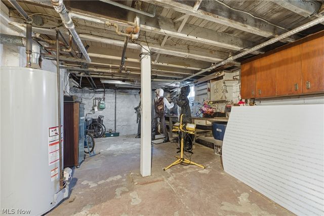 1221 North Avenue NE, Massillon, OH 44646