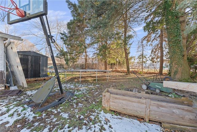 1221 North Avenue NE, Massillon, OH 44646