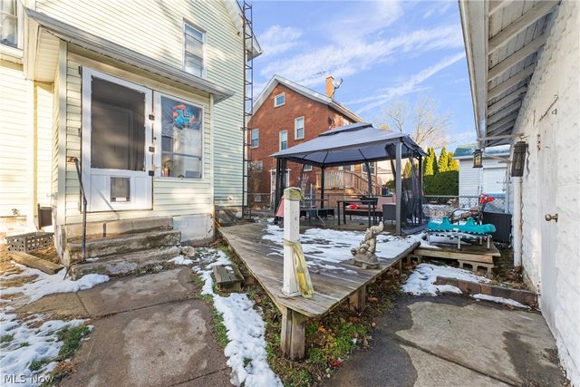 1221 North Avenue NE, Massillon, OH 44646