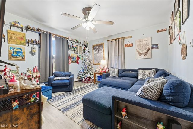 1221 North Avenue NE, Massillon, OH 44646