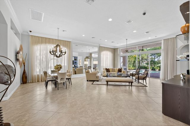 283 Porto Vecchio Way, Palm Beach Gardens, FL 33418