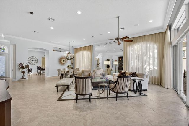 283 Porto Vecchio Way, Palm Beach Gardens, FL 33418