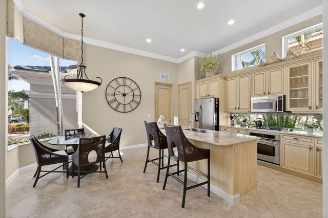 283 Porto Vecchio Way, Palm Beach Gardens, FL 33418