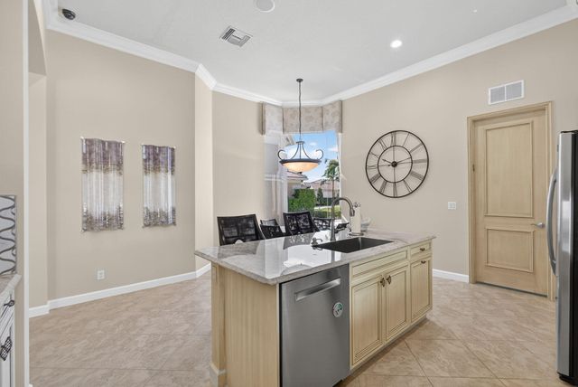 283 Porto Vecchio Way, Palm Beach Gardens, FL 33418