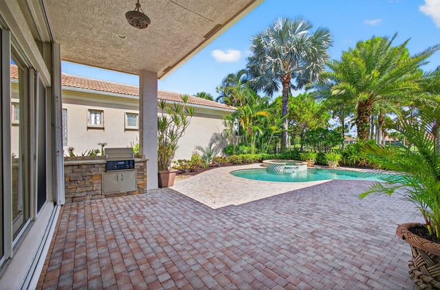 283 Porto Vecchio Way, Palm Beach Gardens, FL 33418