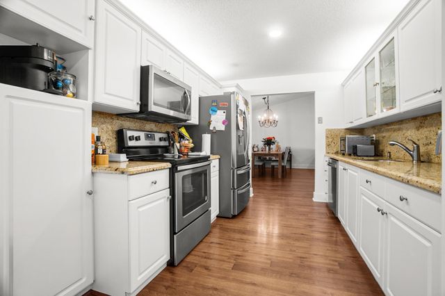 19961 Mona Circle, Boca Raton, FL 33434