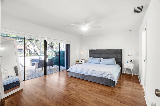 19961 Mona Circle, Boca Raton, FL 33434