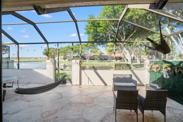 19961 Mona Circle, Boca Raton, FL 33434