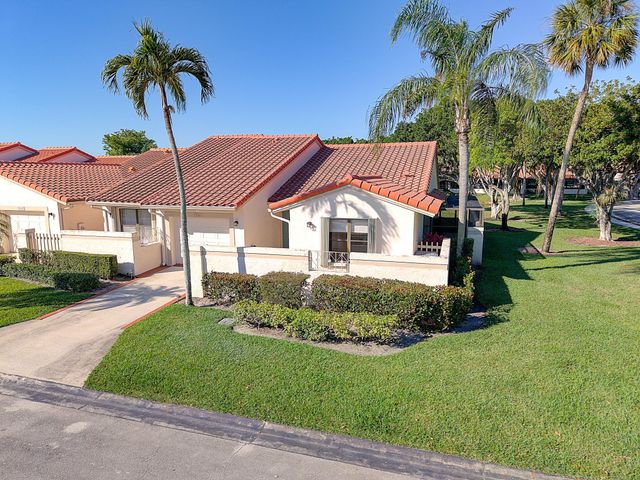 19961 Mona Circle, Boca Raton, FL 33434