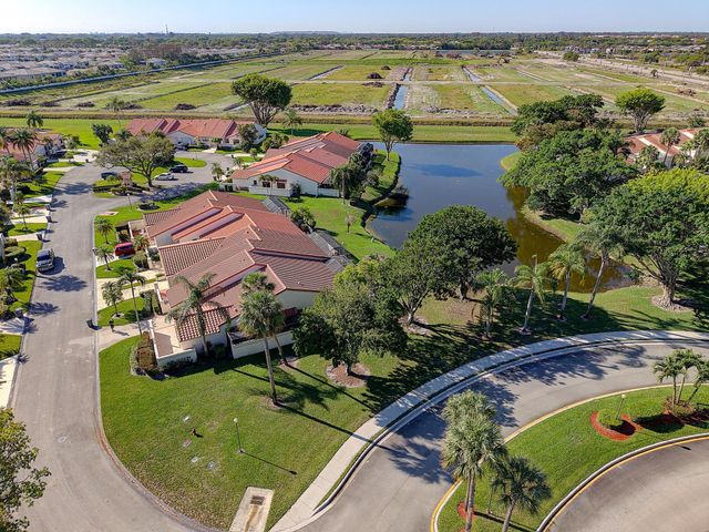 19961 Mona Circle, Boca Raton, FL 33434