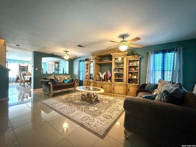 1235 Autumn Moon, San Antonio, TX 78245