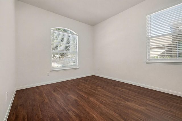 2037 Vanamen Court, Conroe, TX 77304