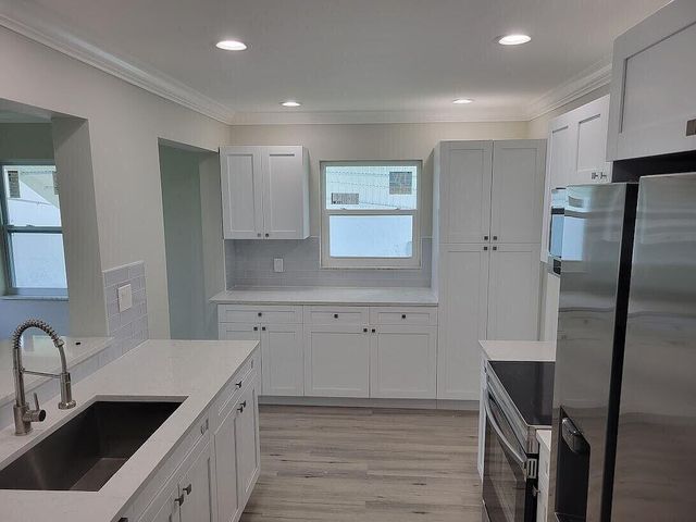 1915 SW 17th Street SW, Boynton Beach, FL 33426