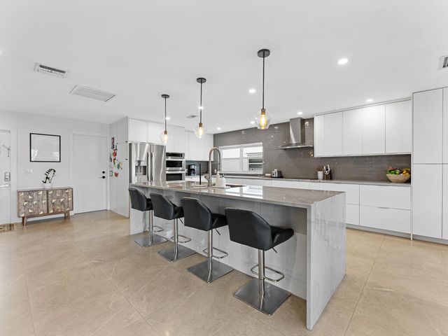 9329 SW 2nd Street, Boca Raton, FL 33428