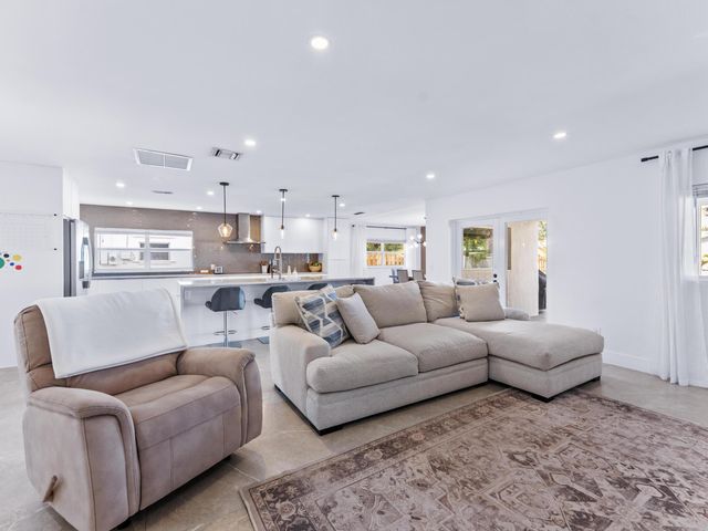 9329 SW 2nd Street, Boca Raton, FL 33428