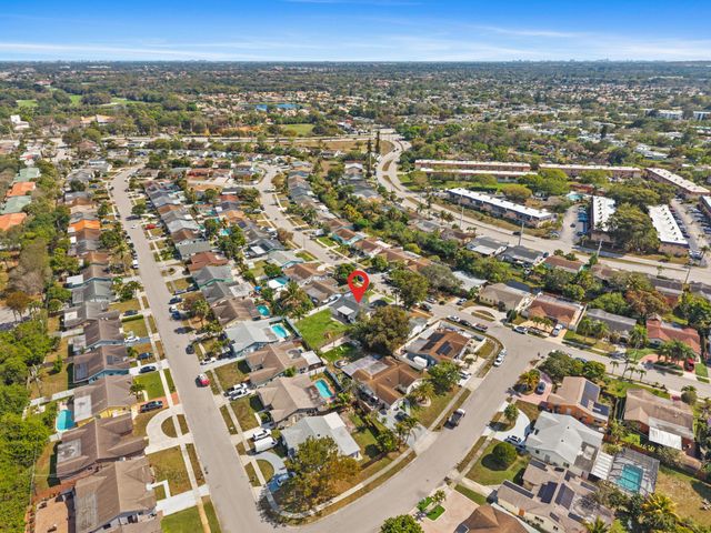 9329 SW 2nd Street, Boca Raton, FL 33428