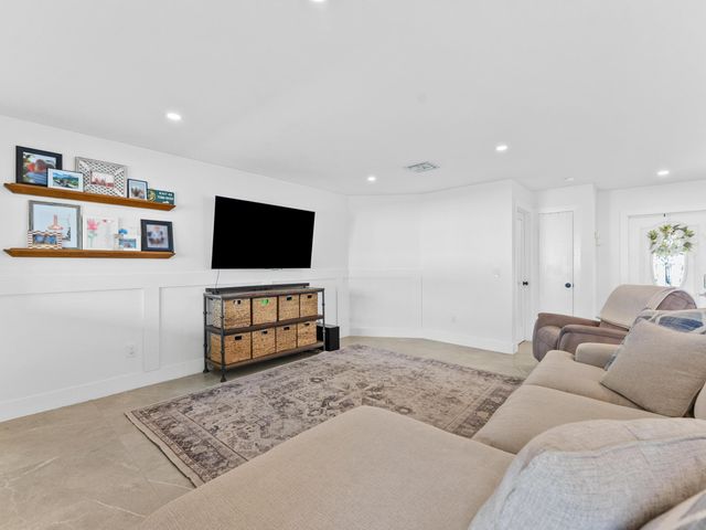 9329 SW 2nd Street, Boca Raton, FL 33428