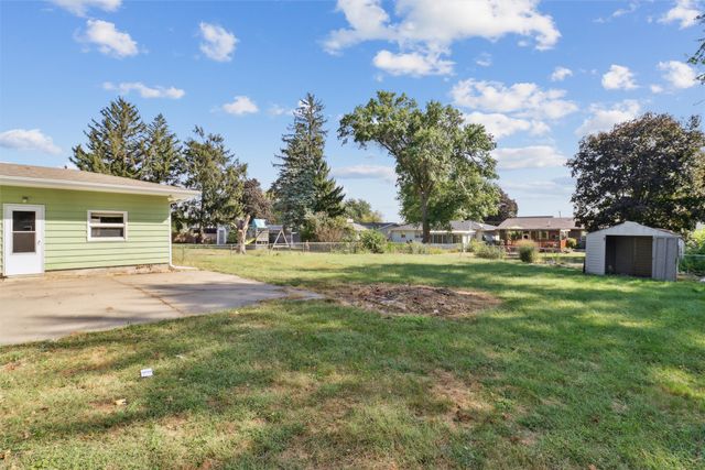 1004 E 14th Street S, Newton, IA 50208