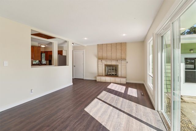 1004 E 14th Street S, Newton, IA 50208