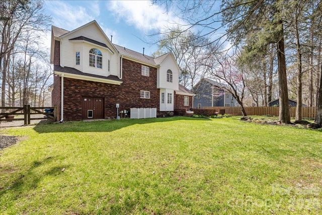 8380 Rocky River Road, Harrisburg, NC 28075