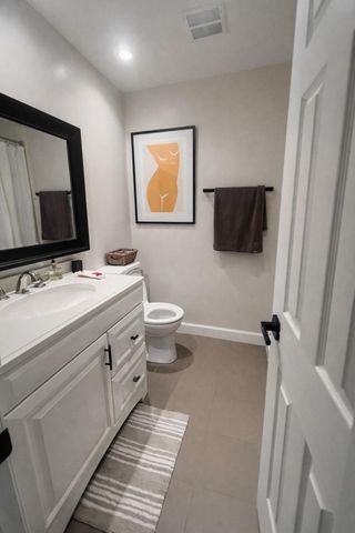 126 Laurel Road, Hollywood, FL 33021