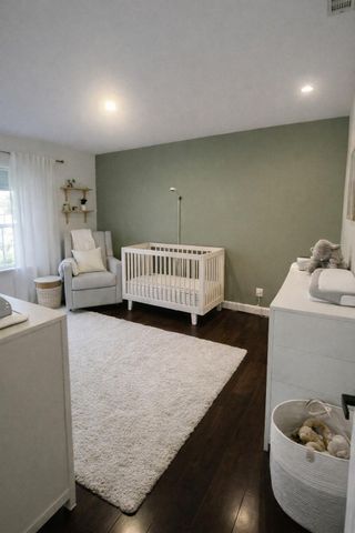 126 Laurel Road, Hollywood, FL 33021