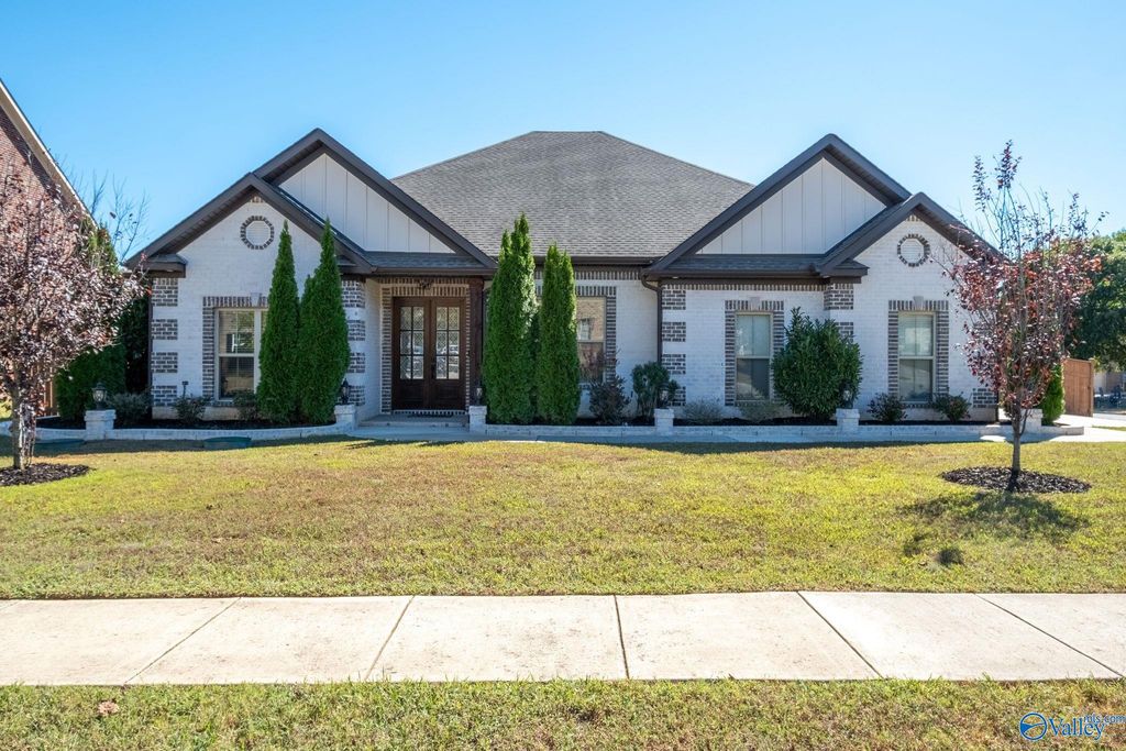 125 Ramsbrook Drive, Madison, AL 35757