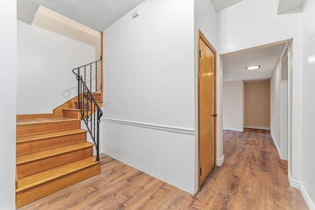 7 Carol St, Stoneham, MA 02180