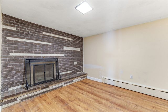 7 Carol St, Stoneham, MA 02180