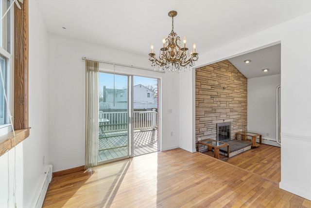 7 Carol St, Stoneham, MA 02180