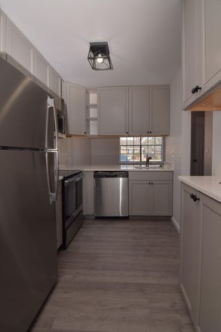 7721 Oldridge Road A, North Charleston, SC 29418