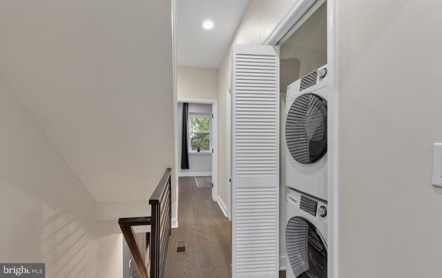 1404 N 27TH ST, Philadelphia, PA 19121