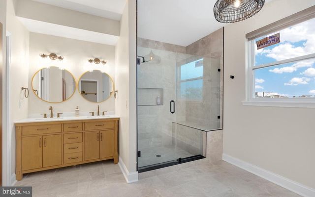 1404 N 27TH ST, Philadelphia, PA 19121