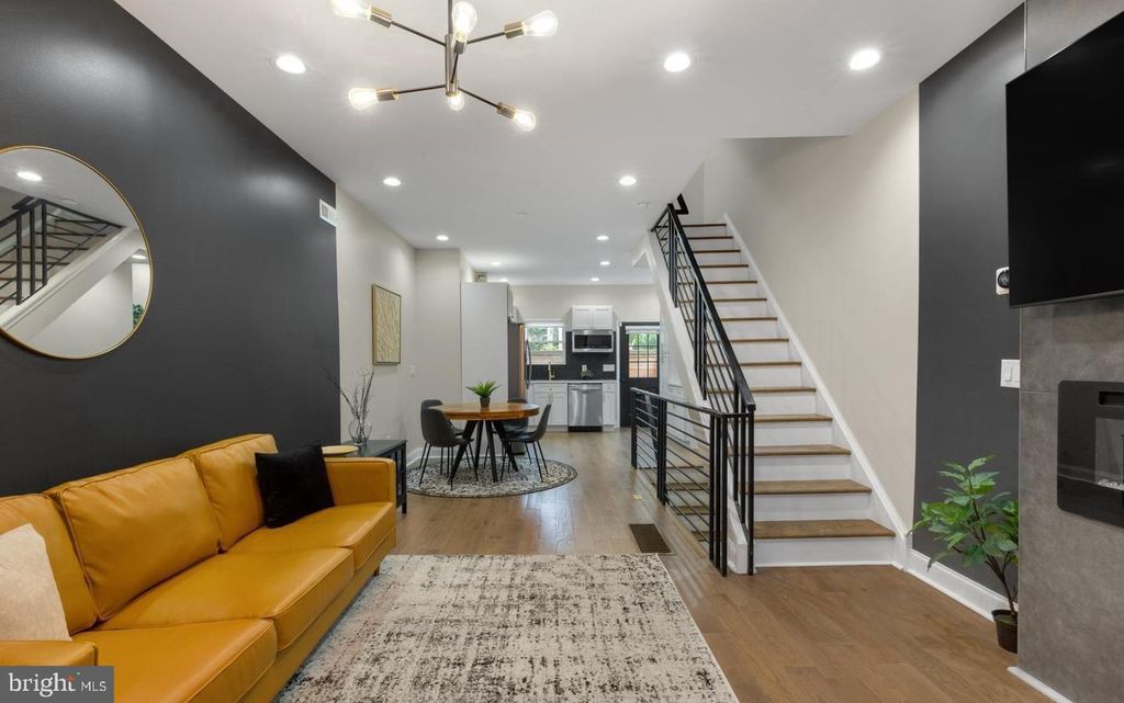 1404 N 27TH ST, Philadelphia, PA 19121