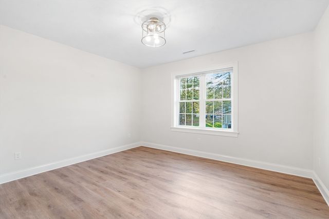 57 Maple Ave C, Rutland, MA 01543