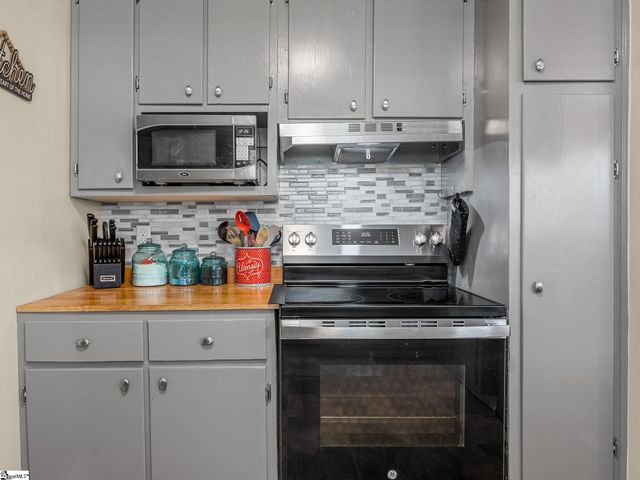 518 Crane Avenue, Greenville, SC 29617
