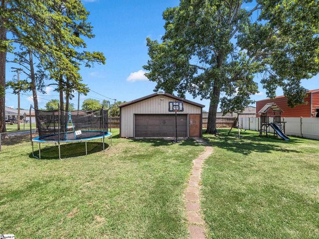 518 Crane Avenue, Greenville, SC 29617