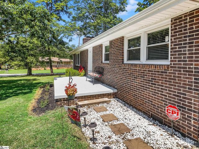 518 Crane Avenue, Greenville, SC 29617