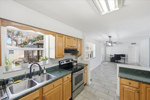 131 SE Lucero Drive, Port St. Lucie, Port St Lucie, FL 34983