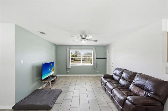 131 SE Lucero Drive, Port St. Lucie, Port St Lucie, FL 34983