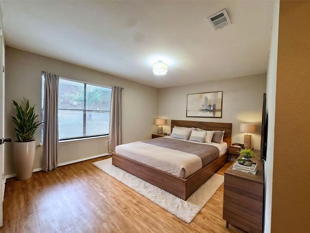 1012 Allen ST, San Marcos, TX 78666