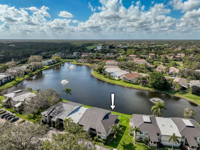 12871 Briarlake Drive 204, Palm Beach Gardens, FL 33418