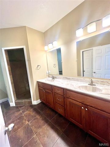 2184 J Bird Lane, Poplar Bluff, MO 63901