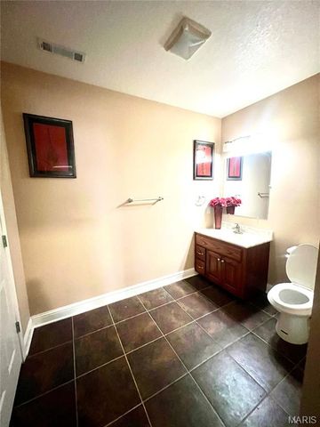 2184 J Bird Lane, Poplar Bluff, MO 63901