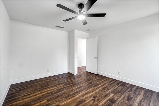 1041 W Sierra Avenue, Fresno, CA 93711