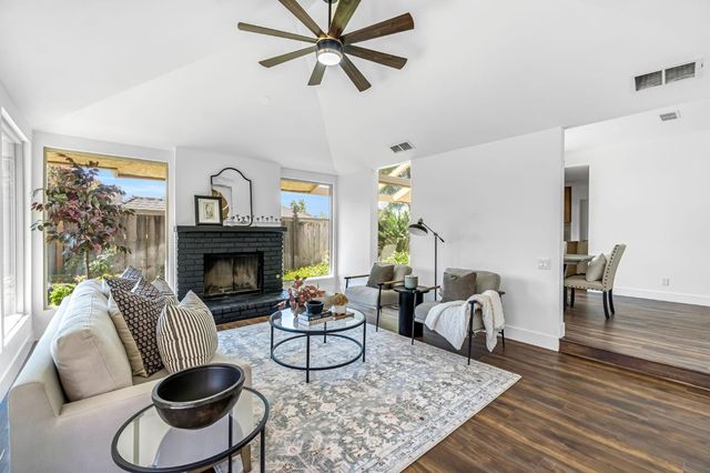 1041 W Sierra Avenue, Fresno, CA 93711