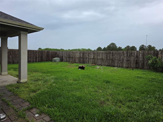 3130 Cambridge Meadows Lane, Dickinson, TX 77539