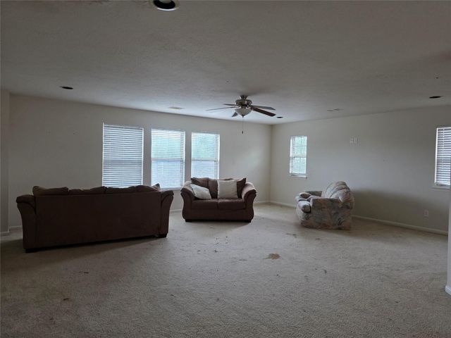 3130 Cambridge Meadows Lane, Dickinson, TX 77539