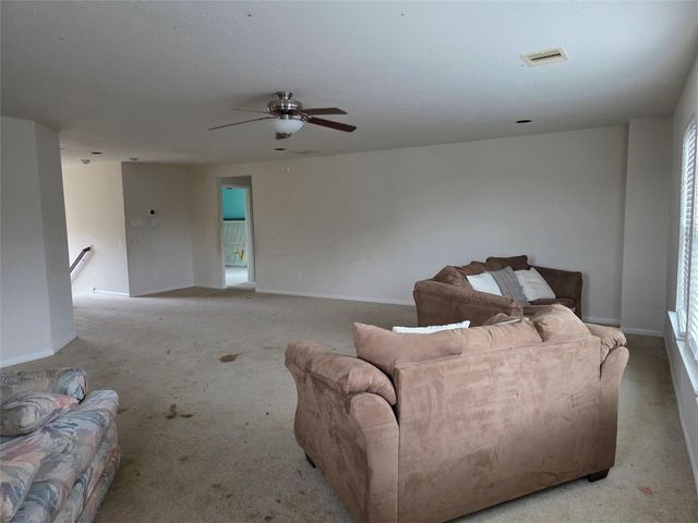 3130 Cambridge Meadows Lane, Dickinson, TX 77539